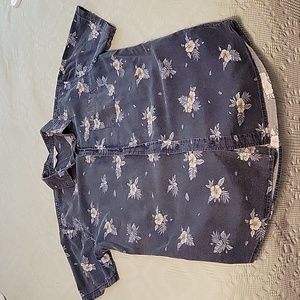 Cotton On Vintage Re-Mastered Short Sleeve Floral Button Up Shirt. (Medium)